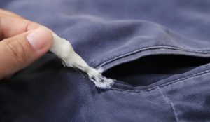Kuidas eemaldada närimiskumm riietelt?
