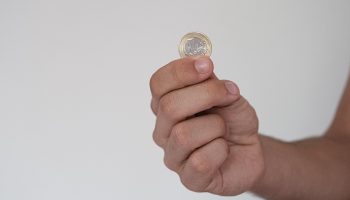 Üks väike avastus muutis täielikult 36-aastase Sanna rahanduse ja nüüd nimetatakse teda eelarvekuningannaks – võtke kasulikke õppetunde